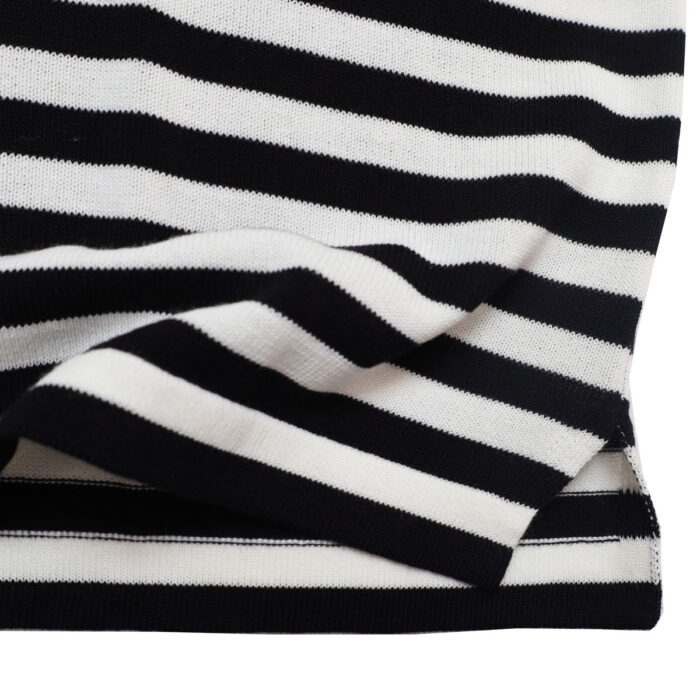 mao made マオメイド 611143 シャリコットン embroidery ししゅういろいろシリーズ ロゴザクザクししゅう5分袖ニットTEE Tシャツ トップス ニット