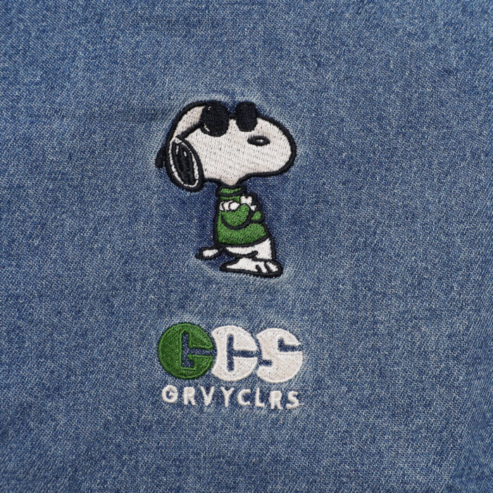 GROOVY COLORS トップス 42681170 8oz デニム SNOOPY バンドカラーシャツ